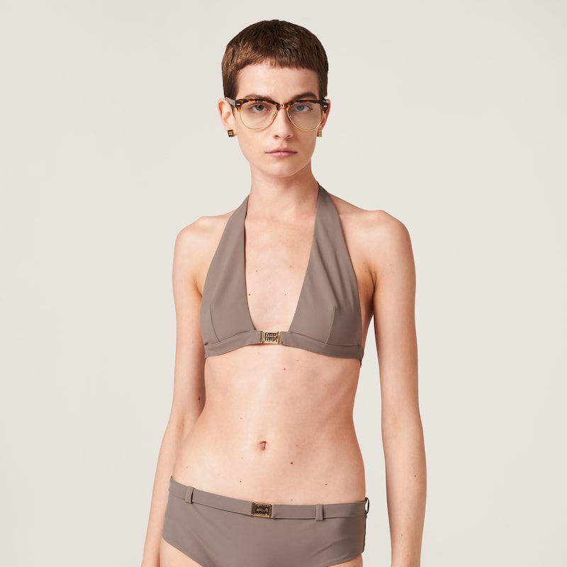 قطعة بيكيني سليب