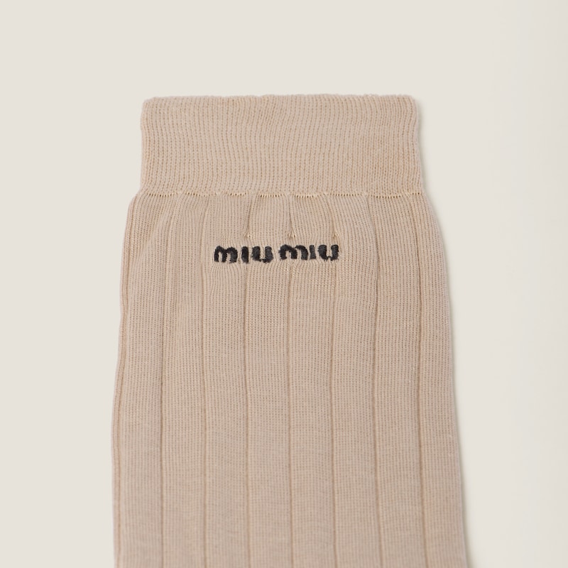 シルク ソックス