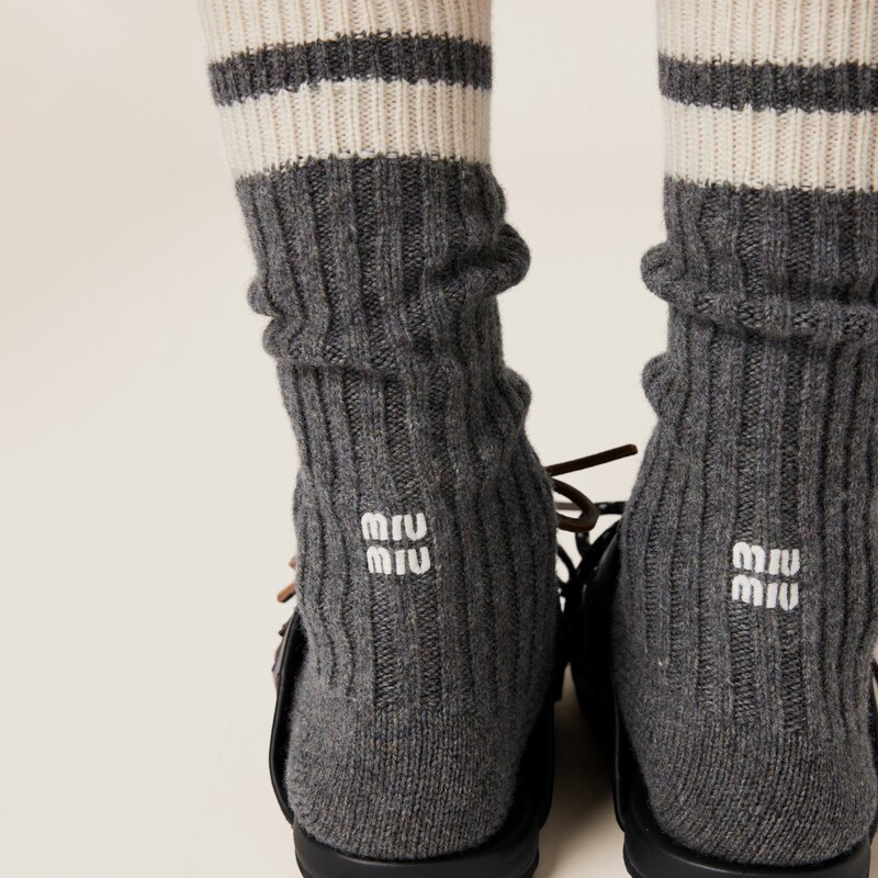 Wool and cashmere socks