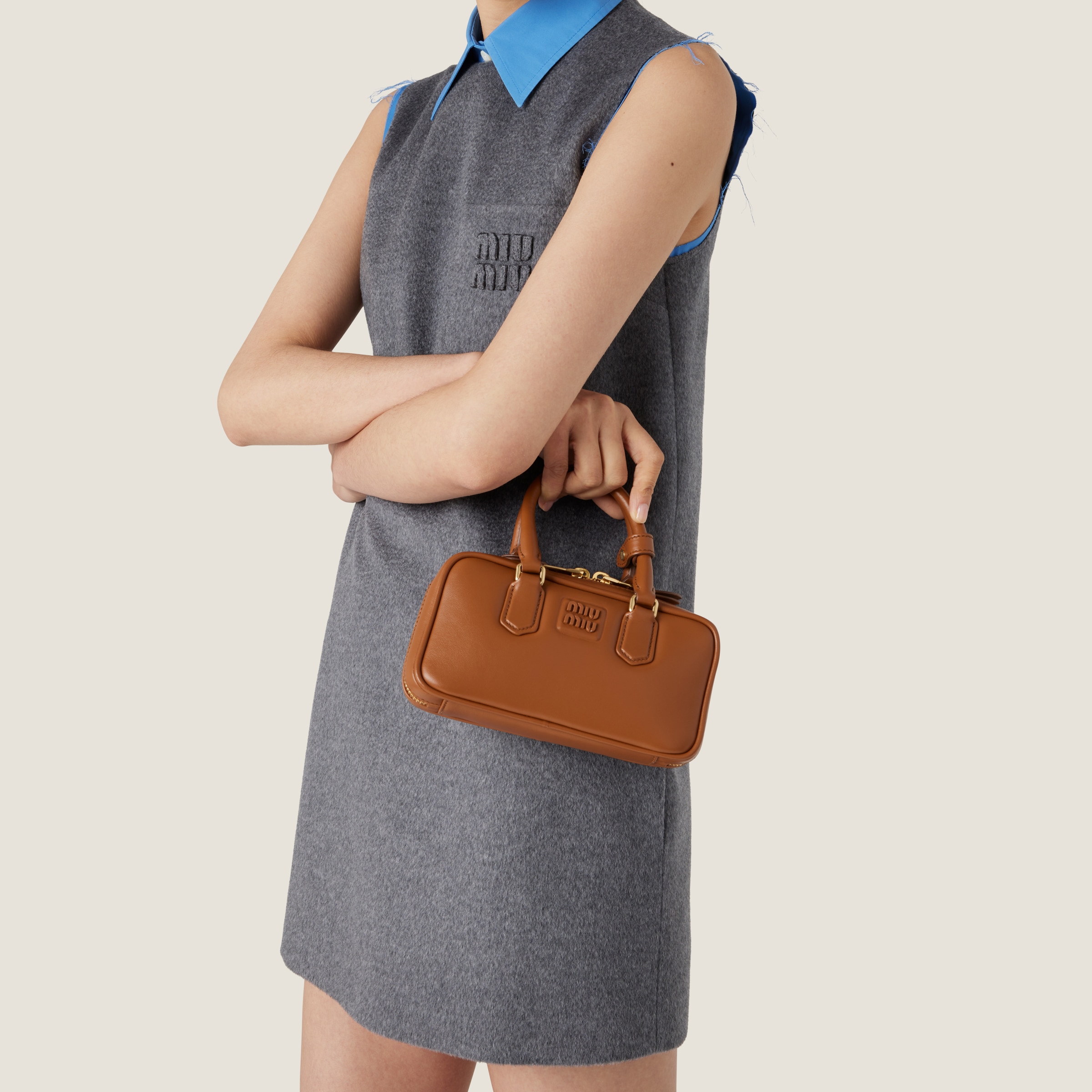 ワンピース Miu Miu Grey Velour Mini Dress Miu Miu Velour Mini Dress In Grey | Editorialist