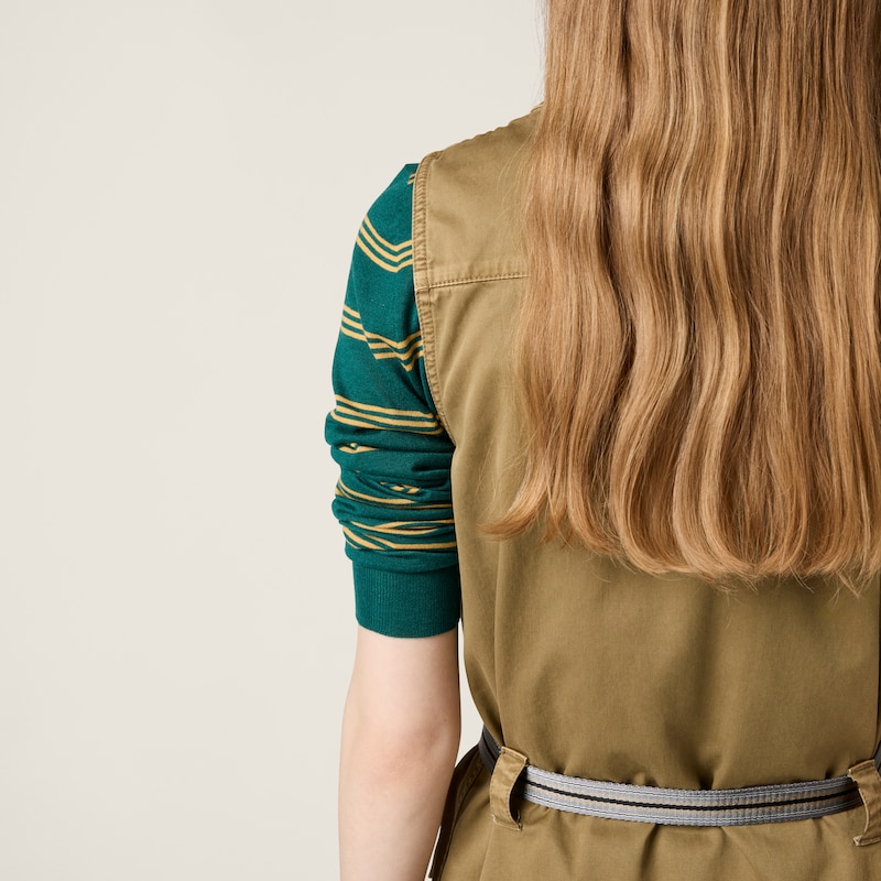 Kleid aus Garment-dyed-Baumwoll-Satin