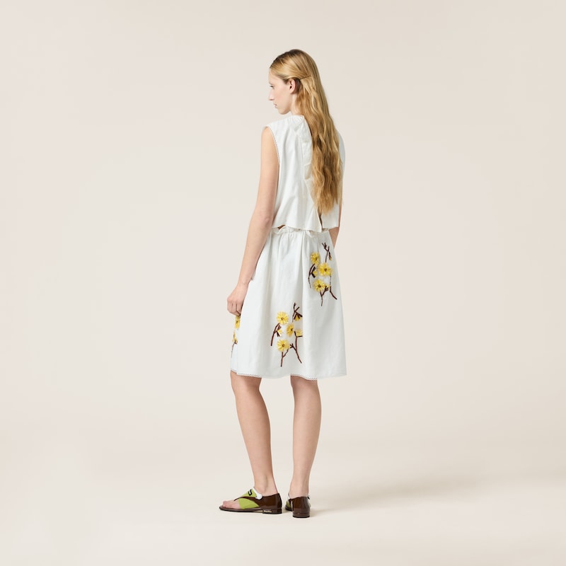 Abito ricamato in popeline