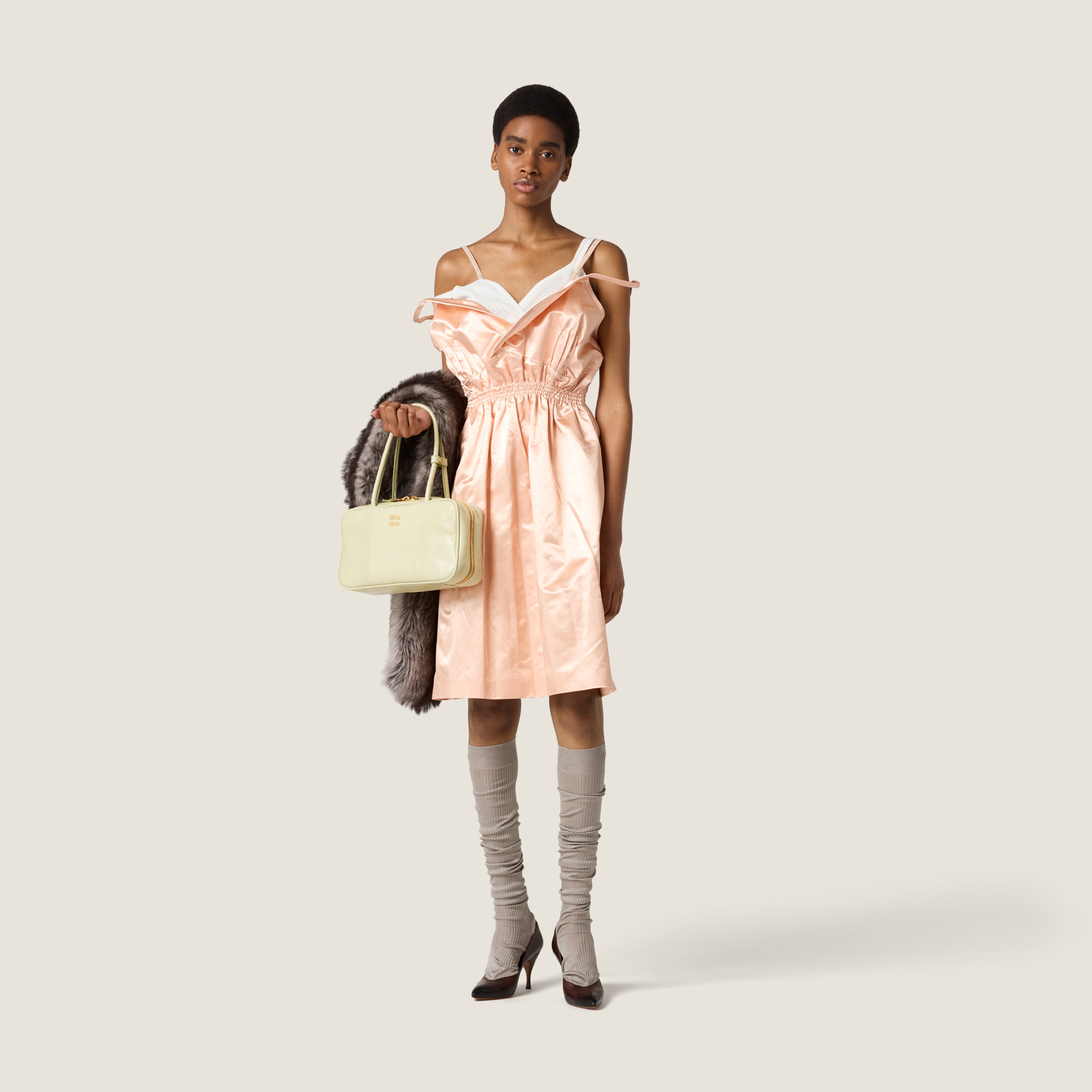 MIUMIU  リトルドレス ワンピース org.jpg