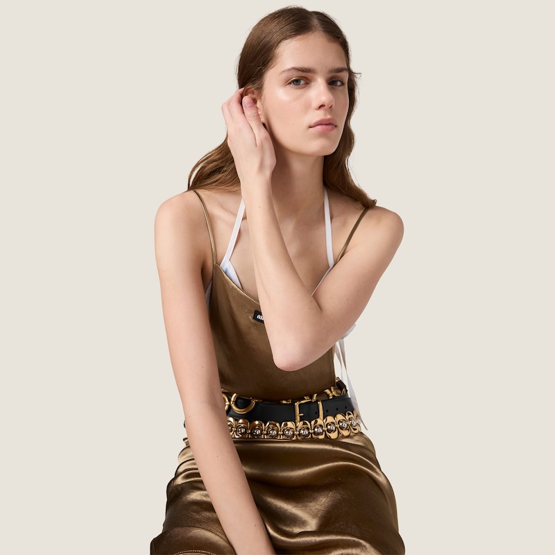 Kleid aus Satin