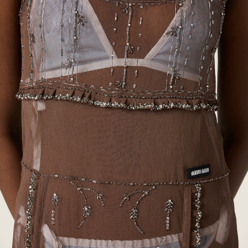 Vestido de tul adornado