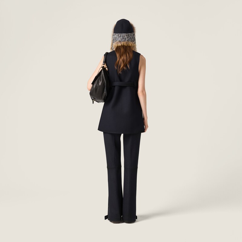 Robe en double laine enduite
