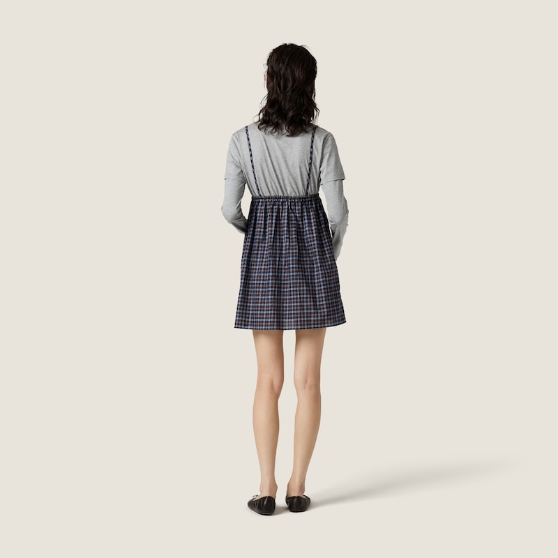 Minikleid aus Karostoff und Jersey