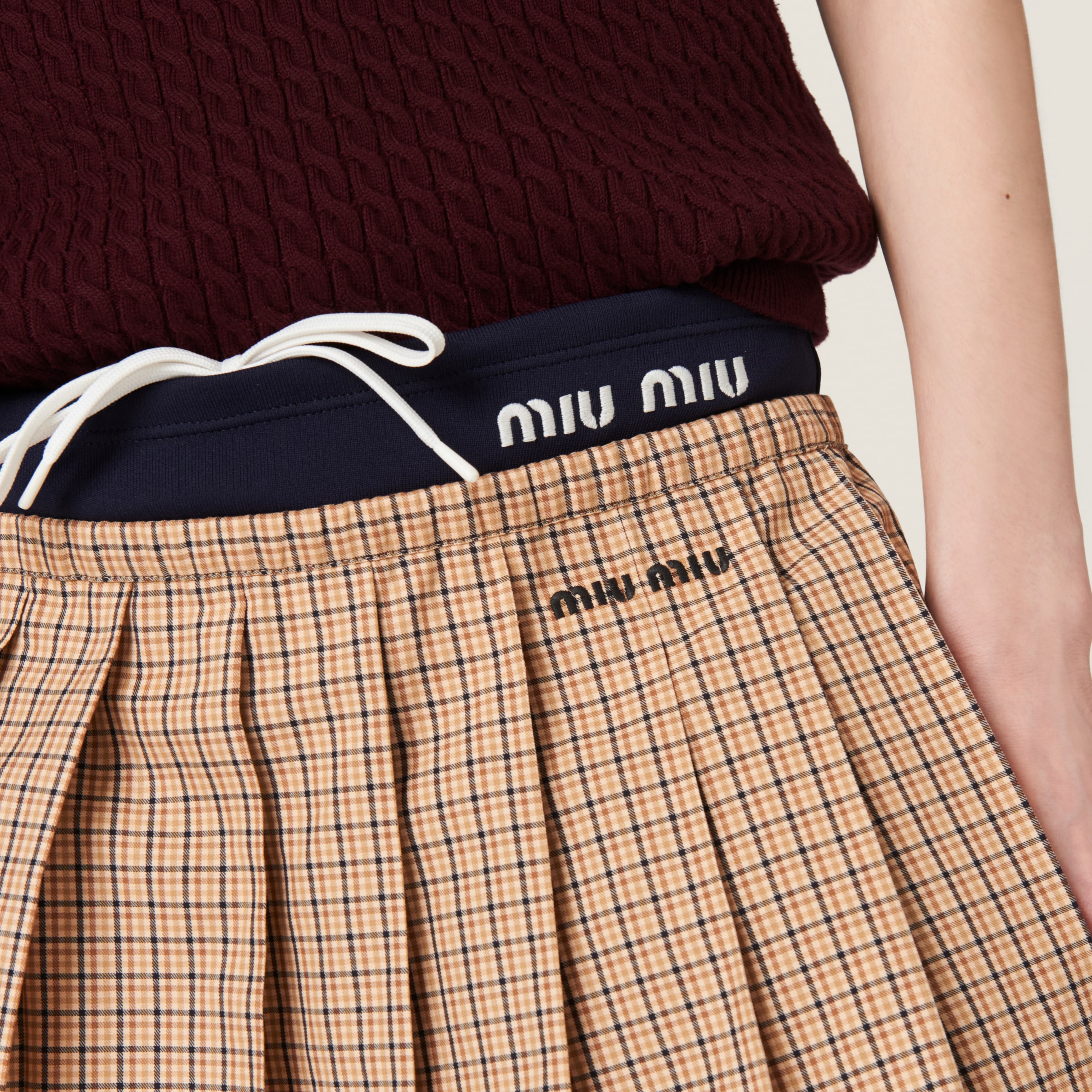ベージュ チェック ミニスカート | Miu Miu
