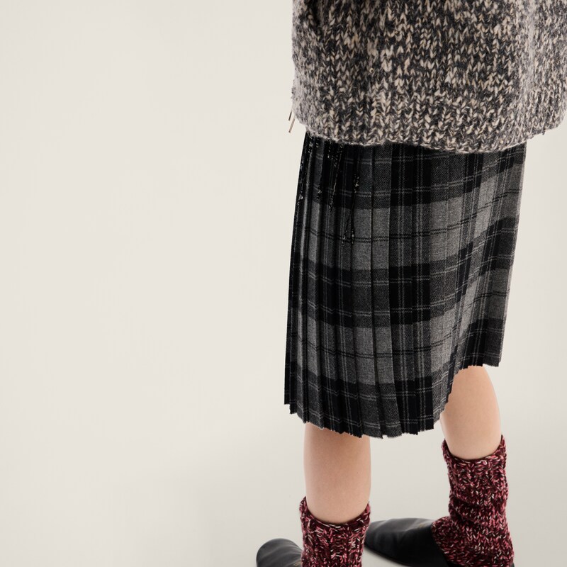 Embroidered plaid skirt