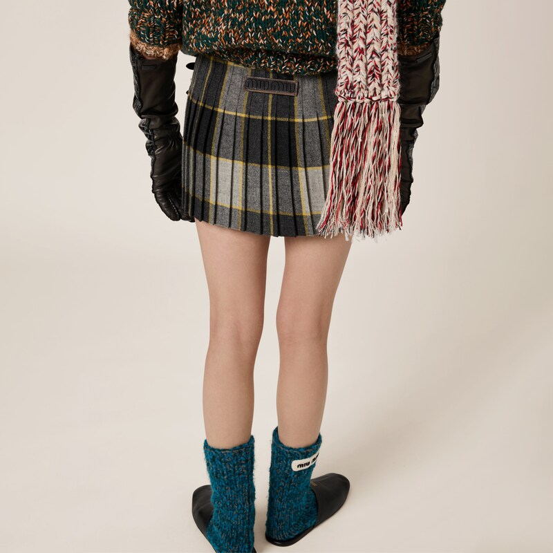 자수 체크 미니스커트