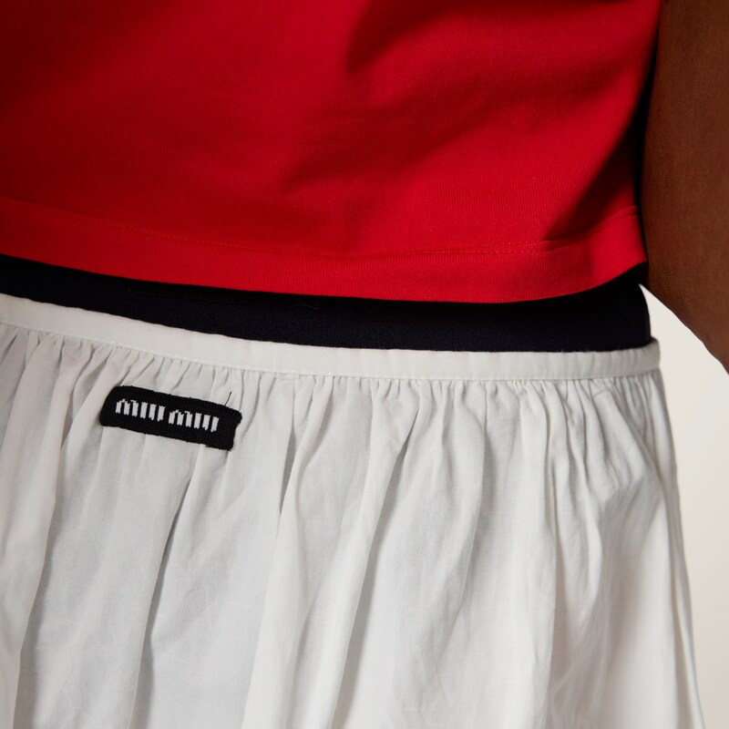 Falda en popelín flameado