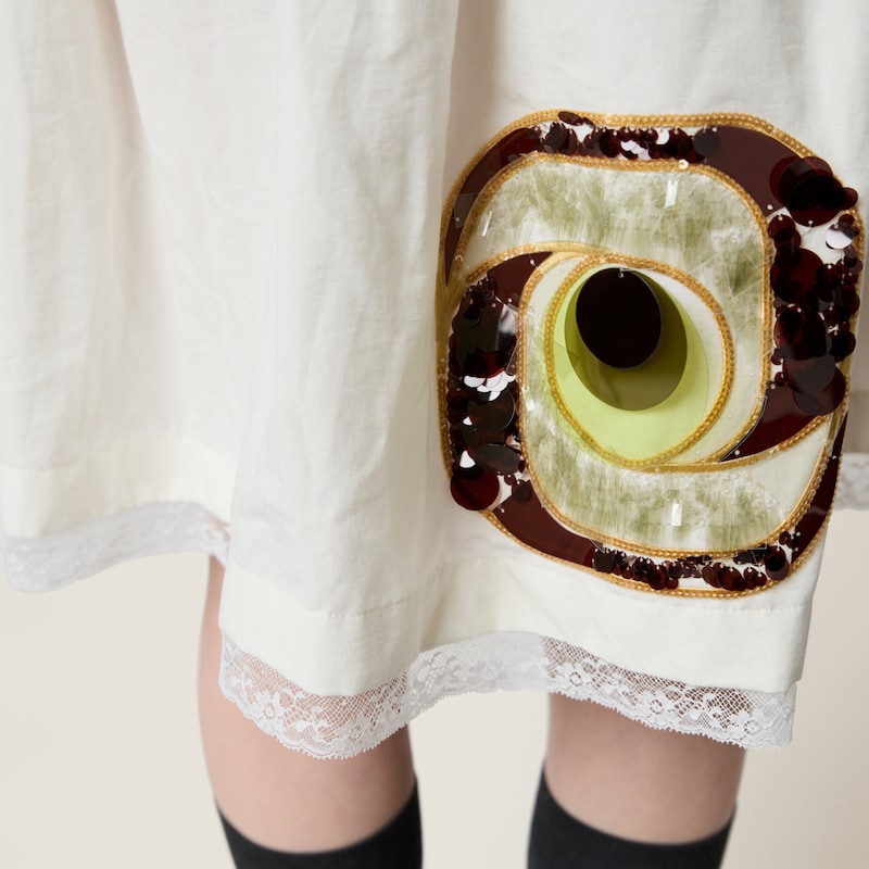 Embroidered poplin skirt