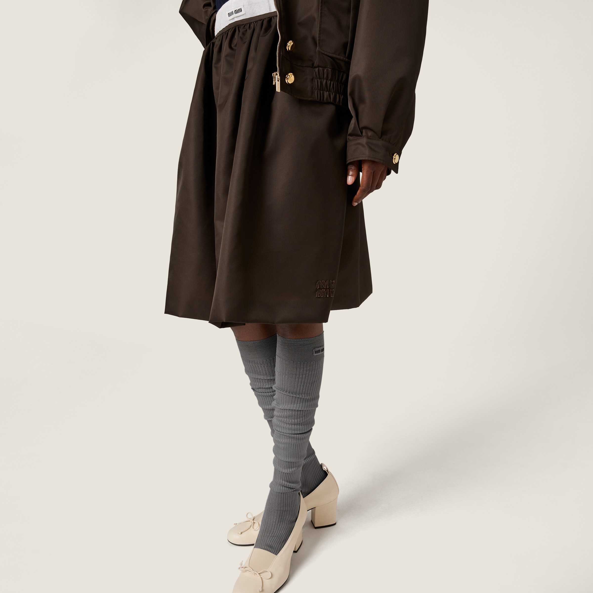 ダークブラウン テクニカル ガザール スカート | Miu Miu
