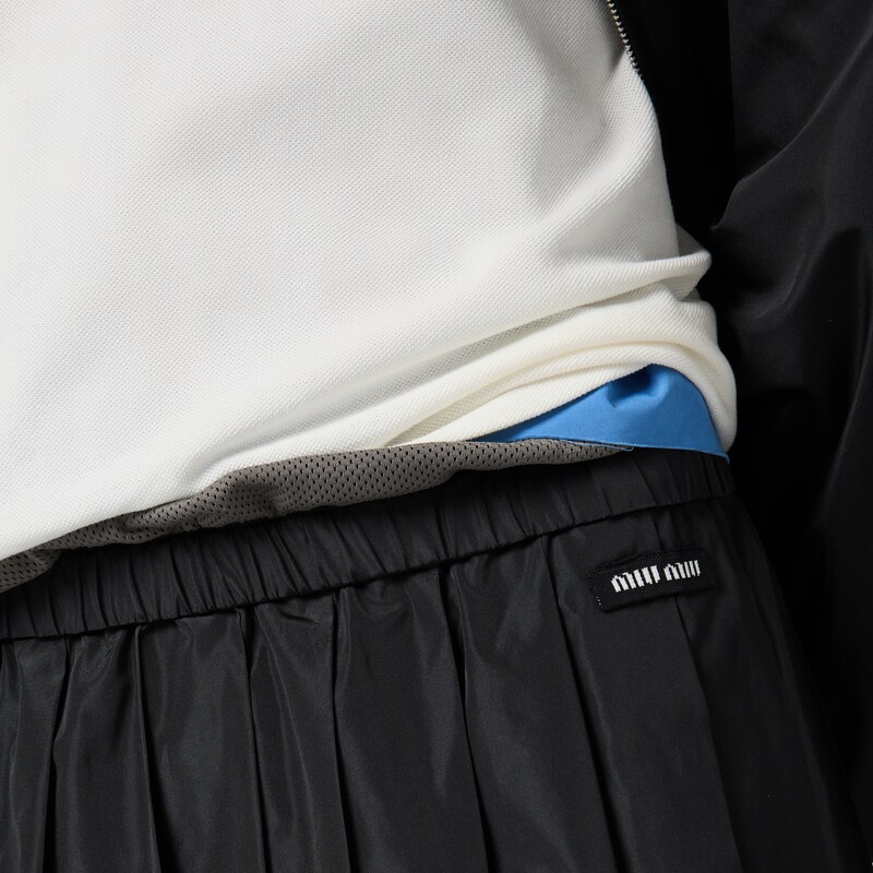 Technical silk skirt