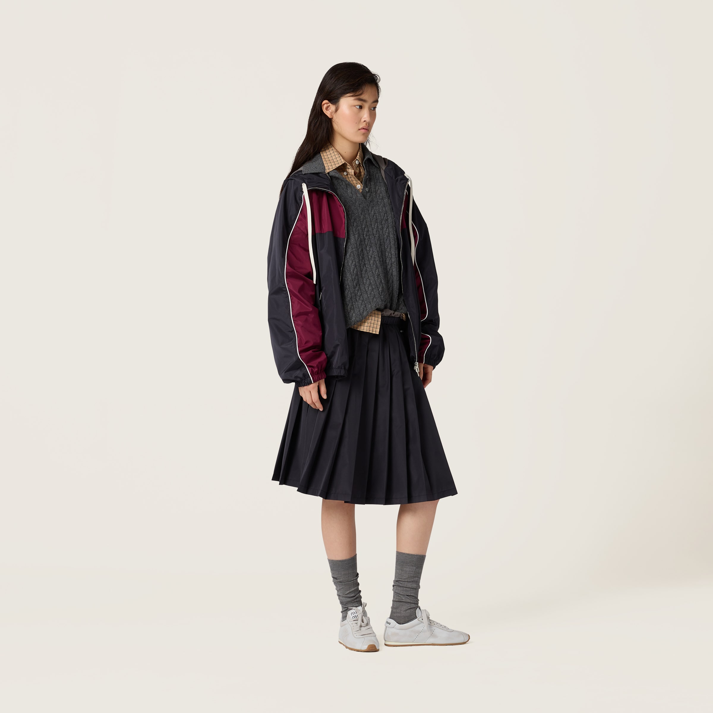 【MIU MIU】 テクニカル シルクスカート 三越伊勢丹 | MIU MIU/ミュウミュウ通販 | テクニカルシルク
