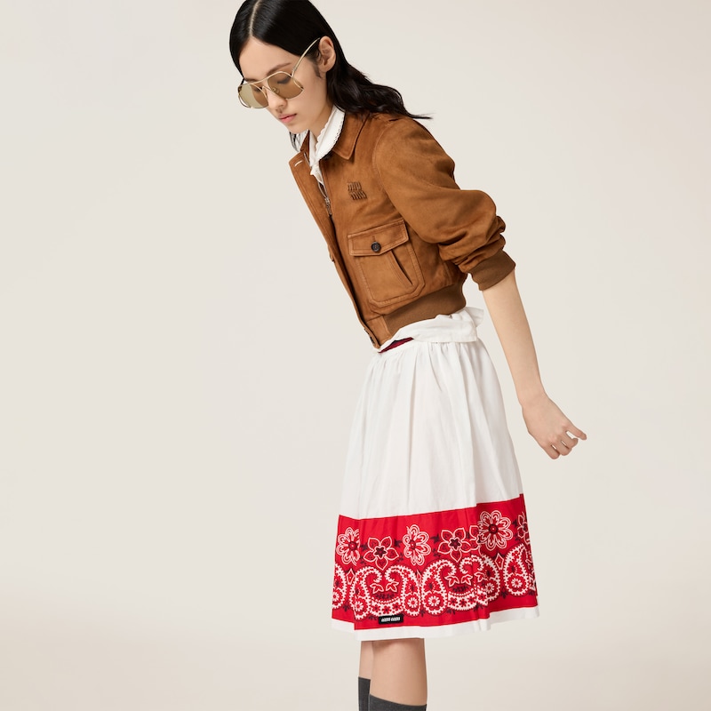 Falda de popelín flameado con estampado