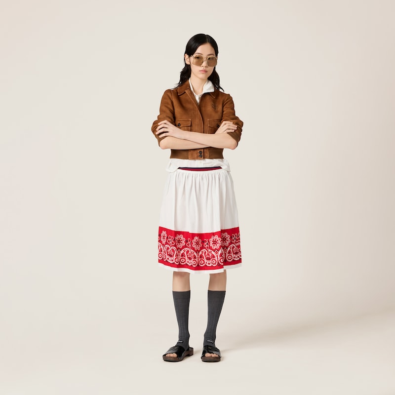 Falda de popelín flameado con estampado