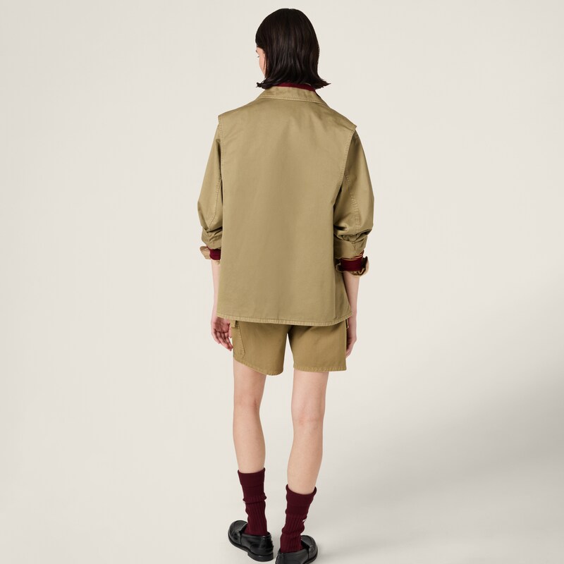 Chaqueta en satén de algodón teñido en prenda