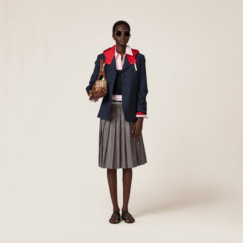 雙襟小山羊毛和科技pongé外套