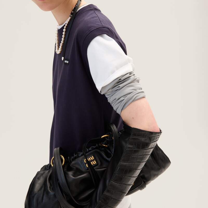 Juego de tres camisetas de punto