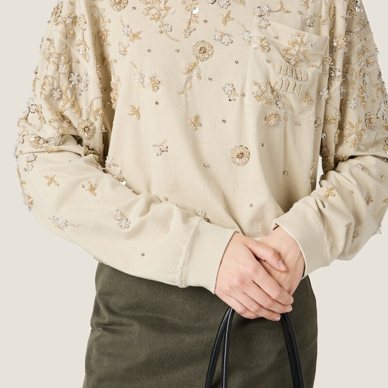 刺绣成衣染色平纹针织T恤