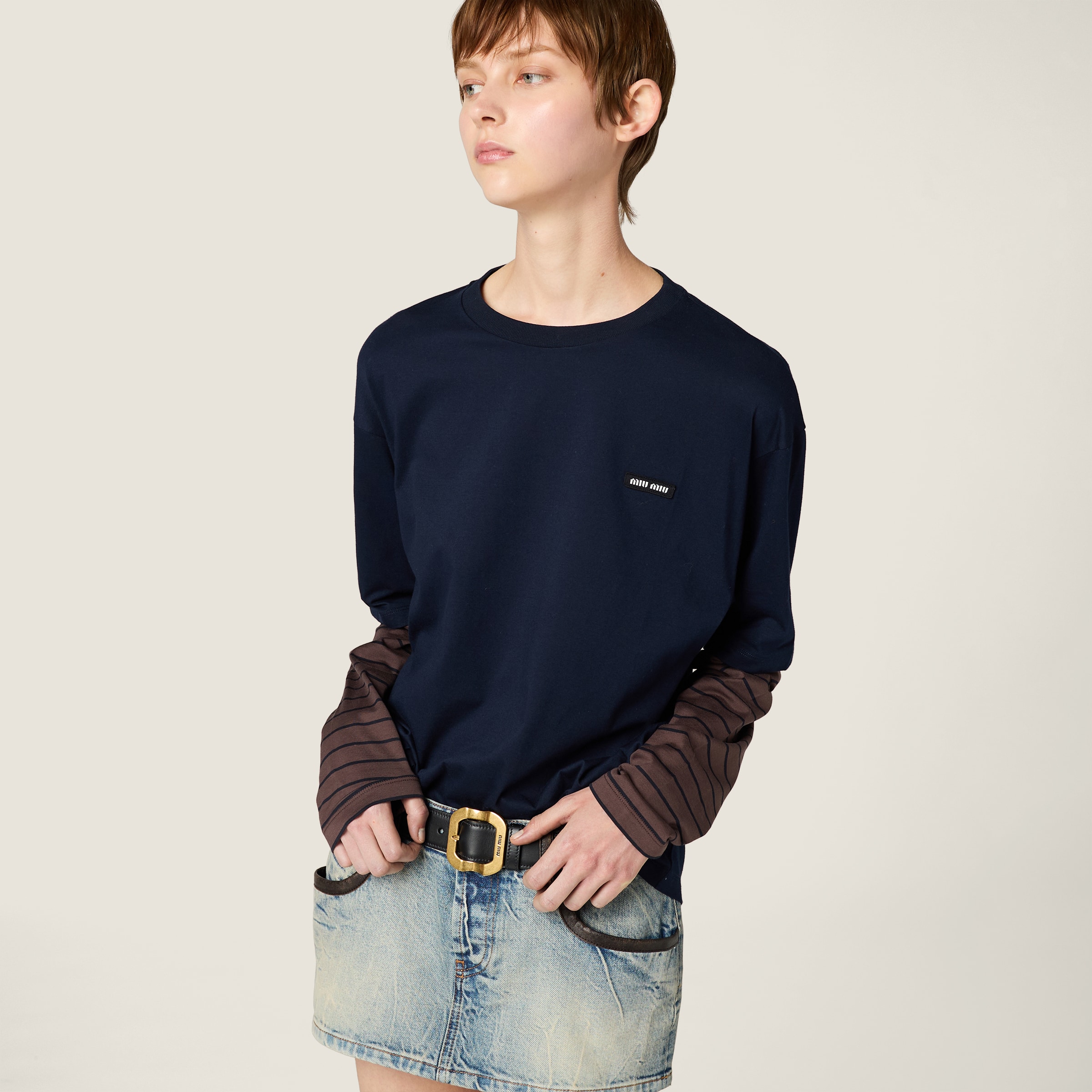【MiuMiu】ガーメント染めジャージーの長袖Tシャツ グレー ジャージー リブ編み 長袖tシャツ | Miu Miu