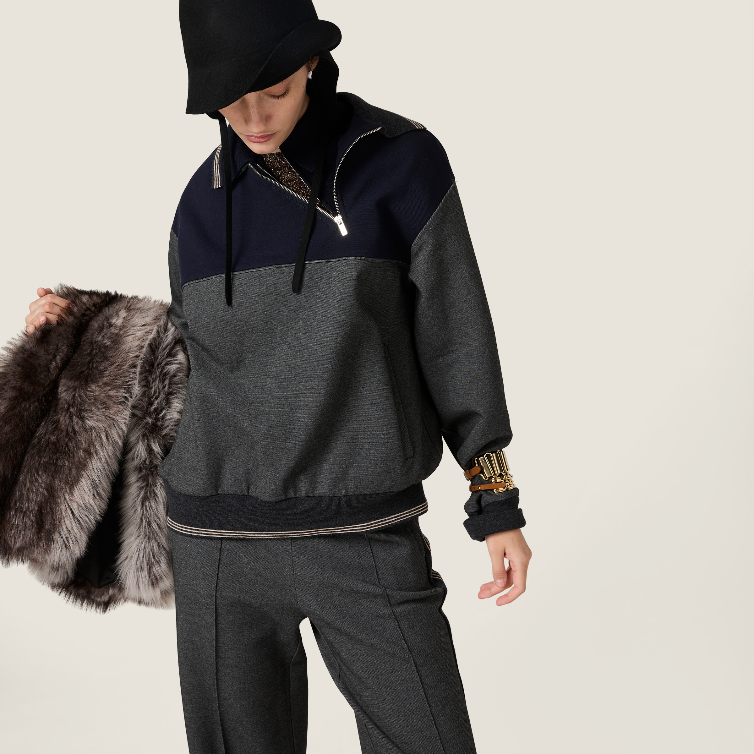 アンソラサイトグレー/ブルー ジッパー スウェットシャツ | Miu Miu