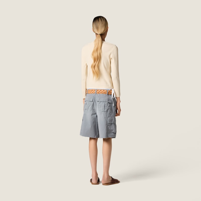 تيشيرت من القطن