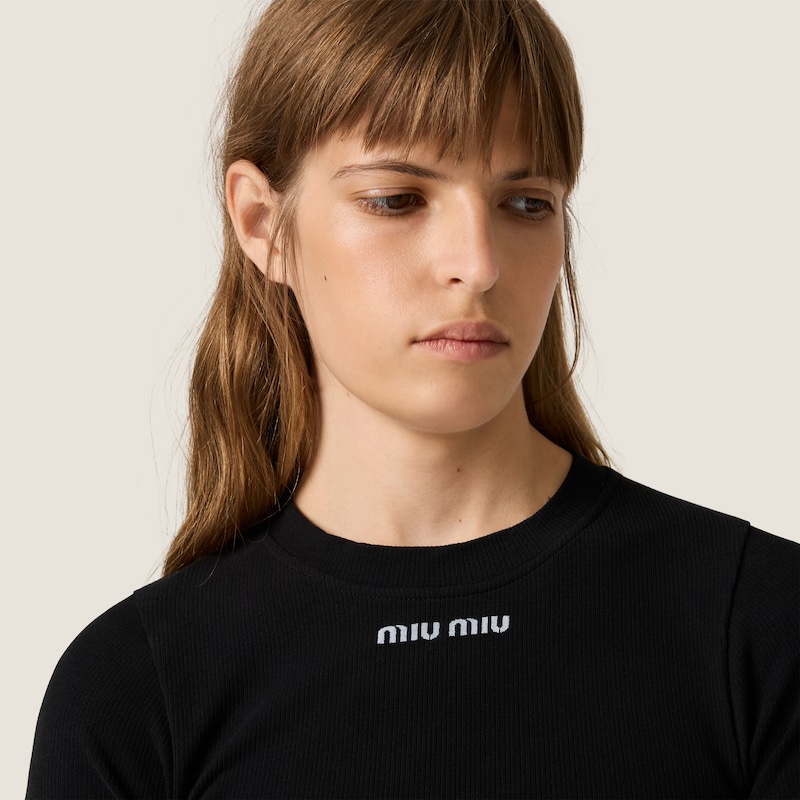 Seamless T-shirt