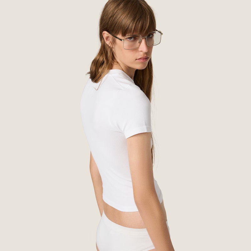 Seamless T-shirt