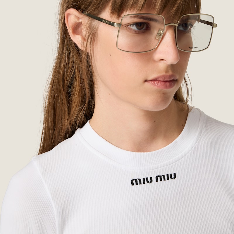 Seamless T-shirt