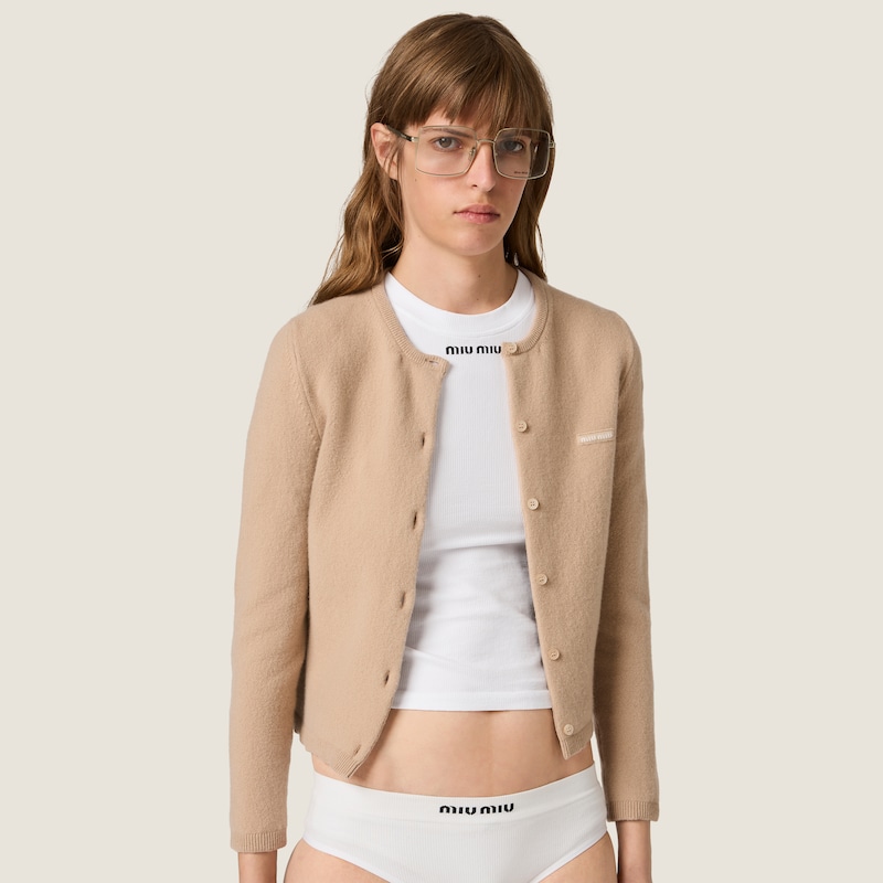 Seamless T-shirt