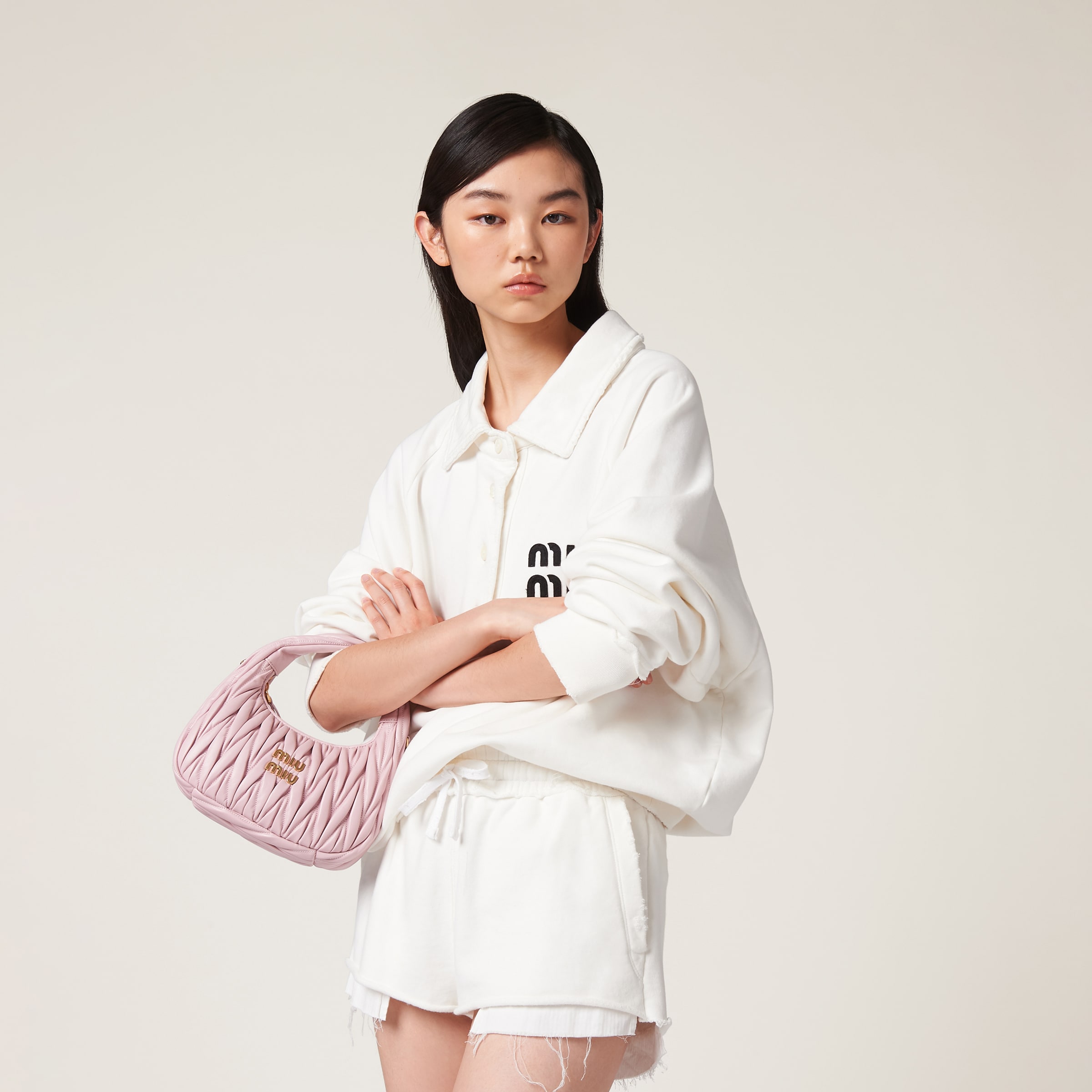 ホワイト エンブロイダリー コットン ショートパンツ | Miu Miu