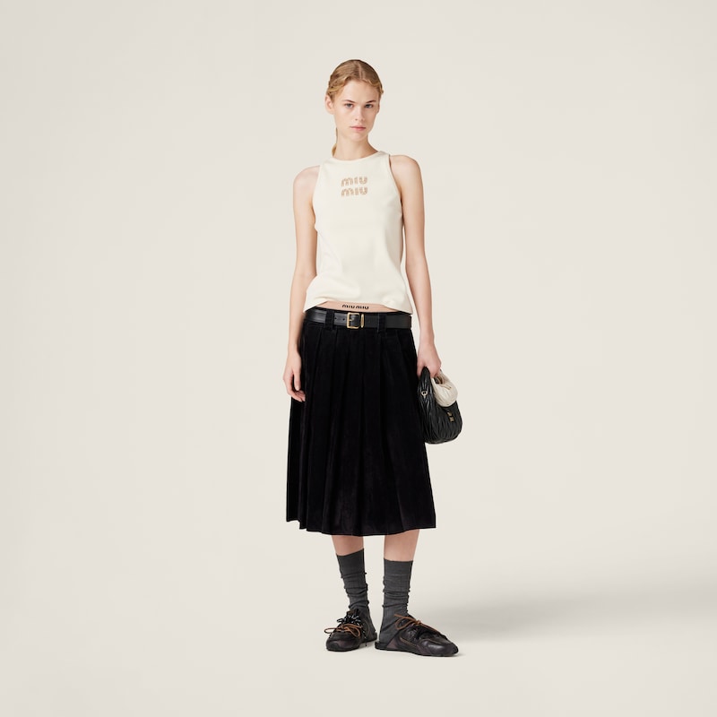 자수 로고 립 조직 저지 탑