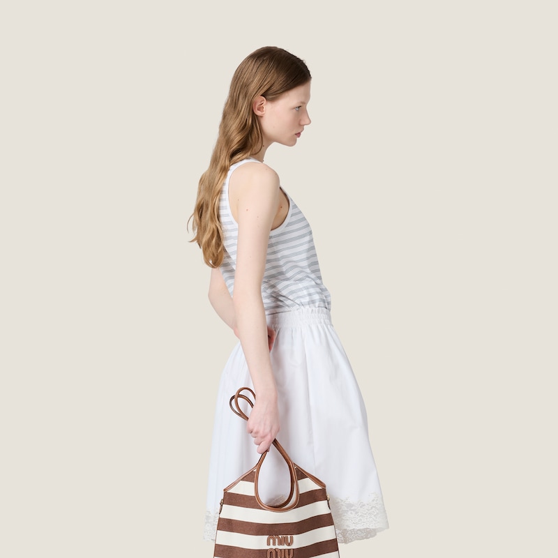 Camiseta de tirantes de algodón con bordado