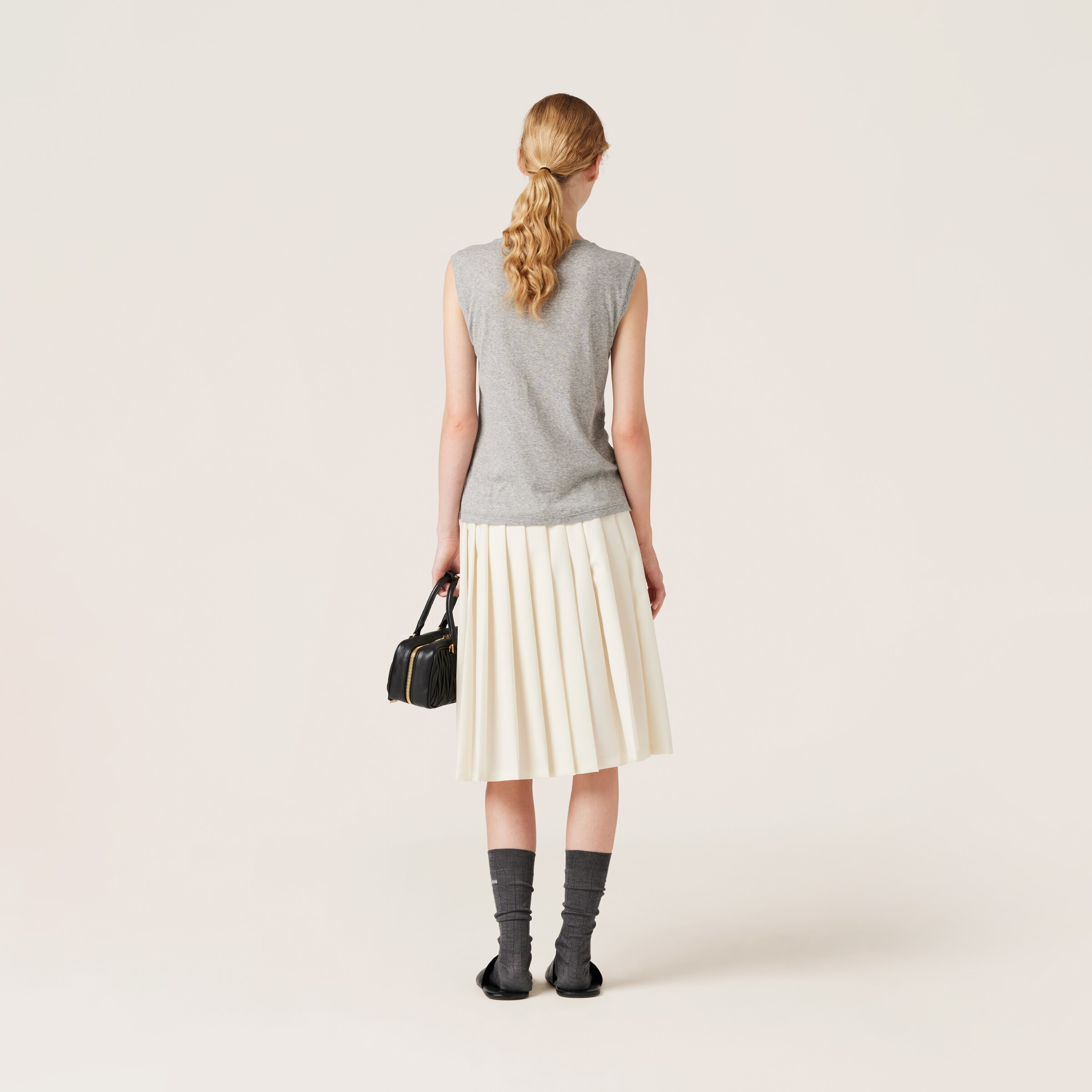 み*ろ様 MEDI SATIN DOCKING TUNIC TEE グレージュ - メルカリ