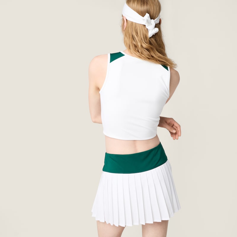 弹力科技平纹针织上衣