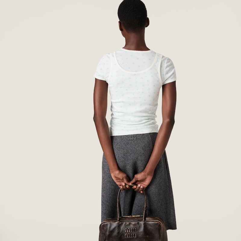 توب بدون أكمام جيرسيه مضلّع