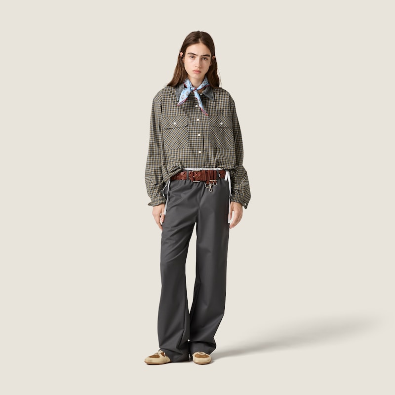 Chemise en flanelle à carreaux