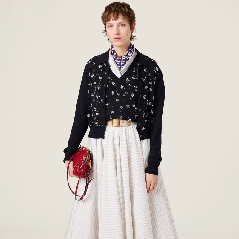 قميص بوبلين بخطوط دقيقة جداً