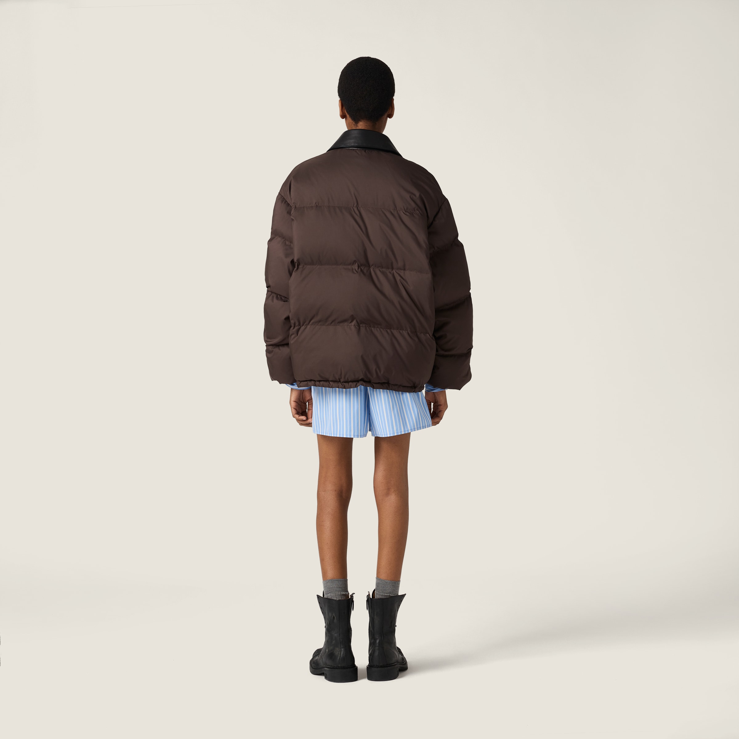 【日本入手困難】Technical ponge cropped down jacket Ebony Technical Pongé Cropped Down Jacket | Miu Miu