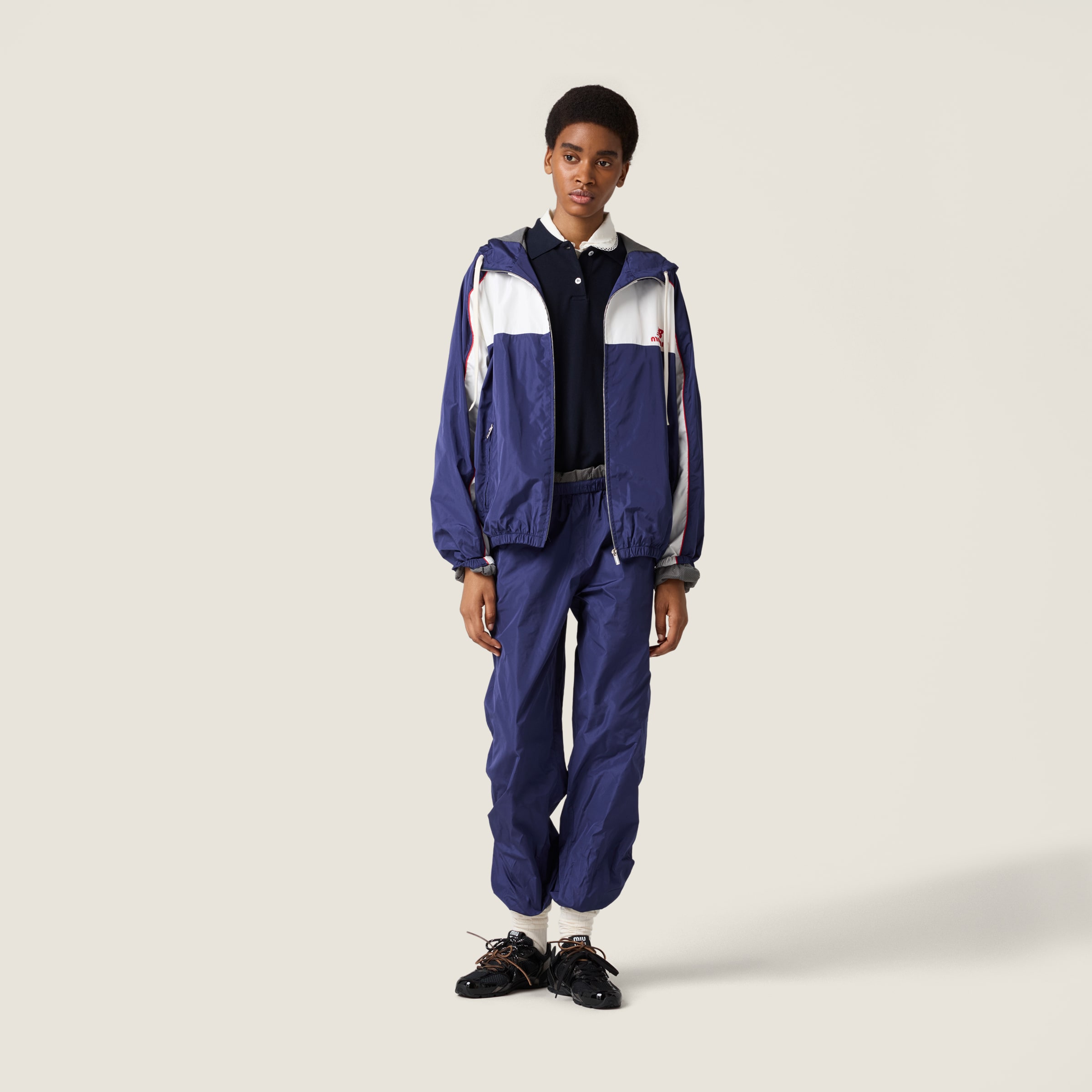 ブルー＆ホワイト テクニカル ポプリン フーディジャケット | Miu Miu