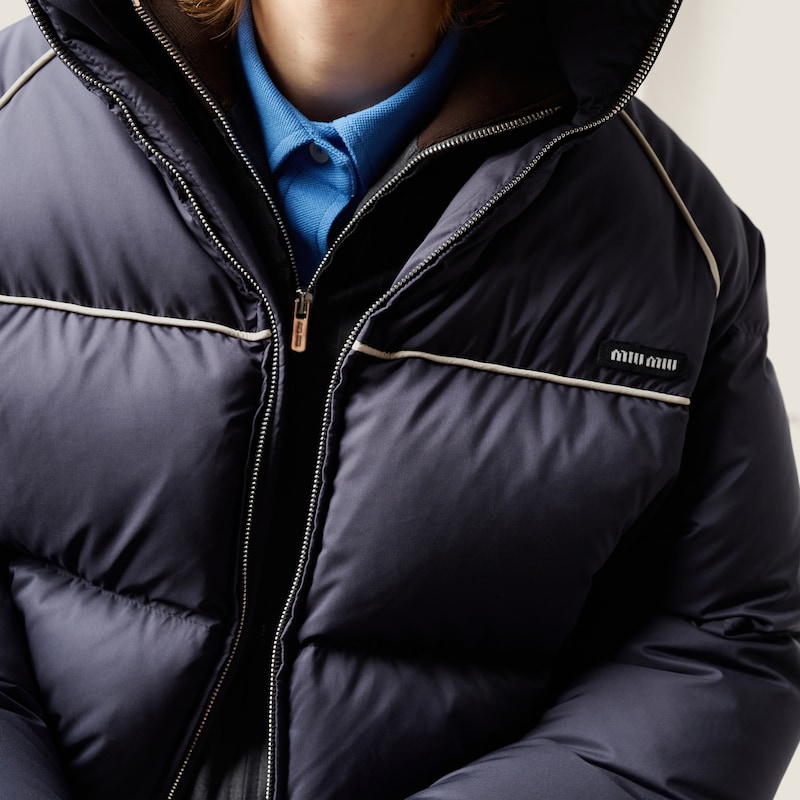 科技Pongé羽绒夹克