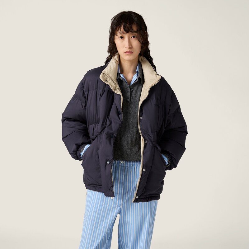 Chaqueta reversible de pongé técnico con plumón