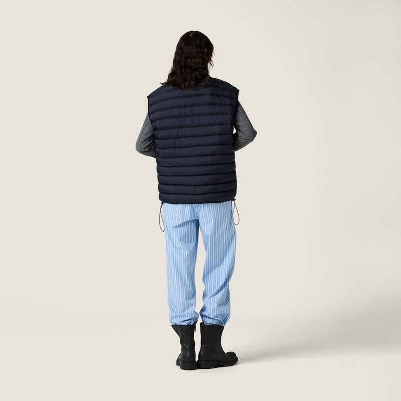 Chaleco de plumón en pongé ligero
