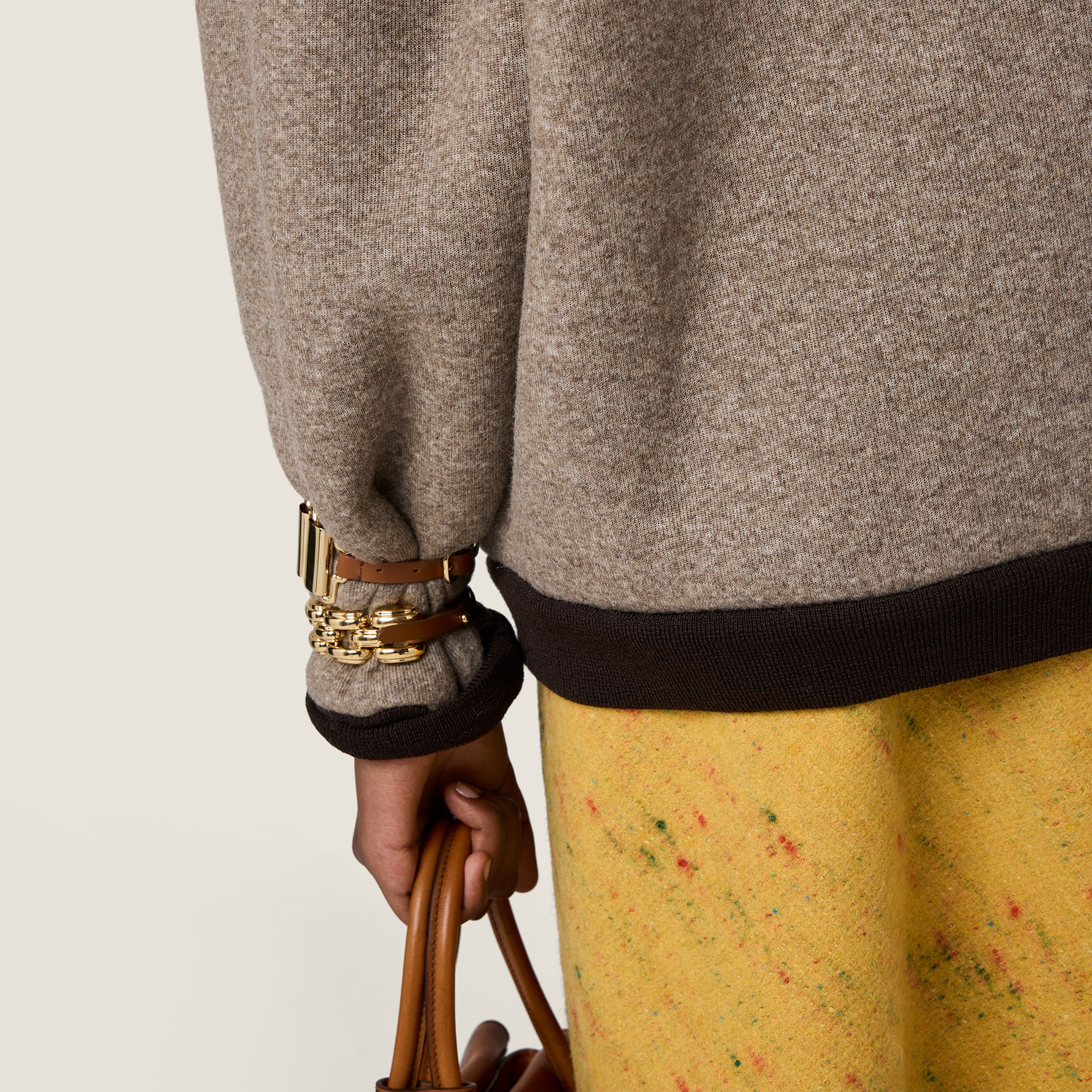 ベージュ コットンフリースジッパー ブルゾンジャケット | Miu Miu