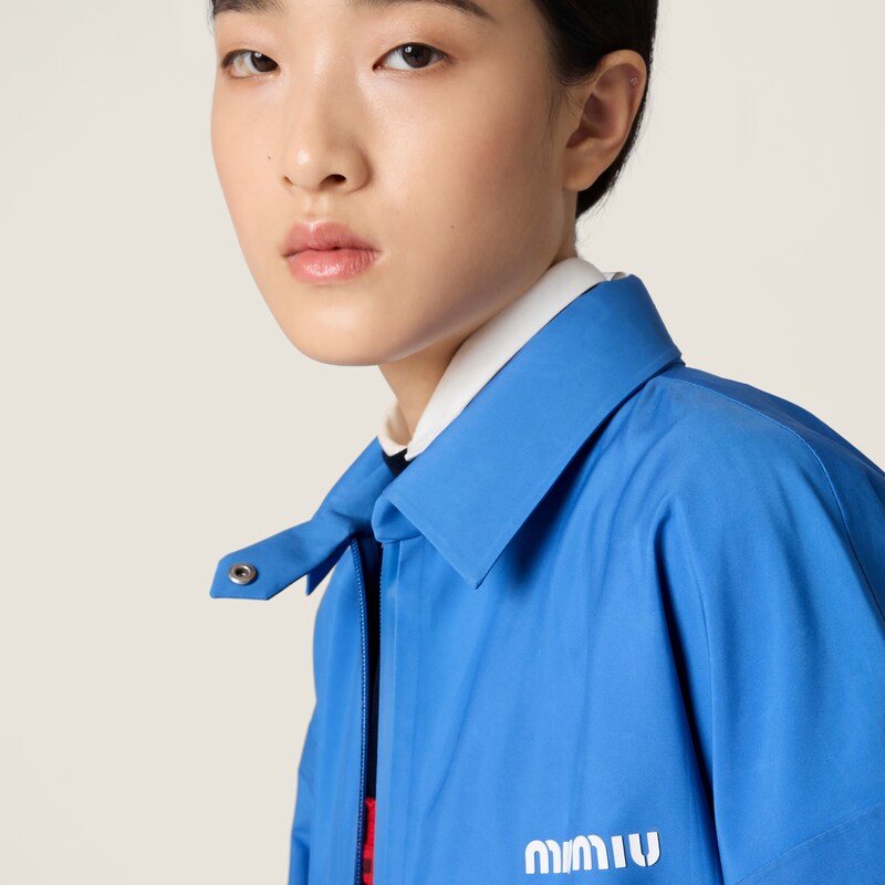 Technical fabric windbreaker