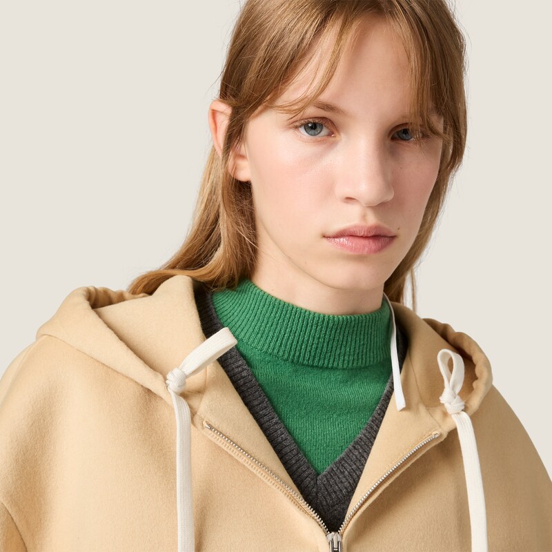Veste à capuche en double cachemire et laine