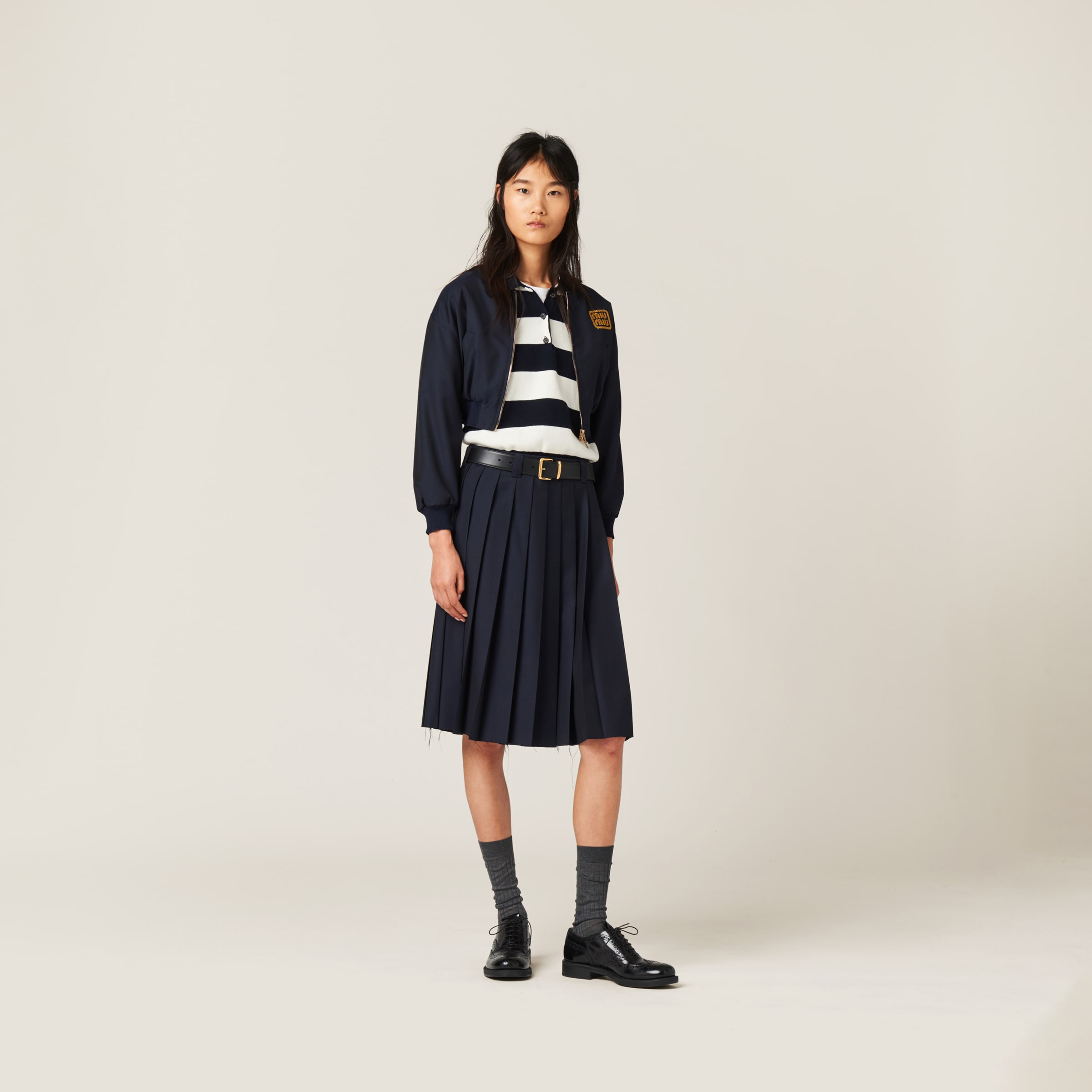 万能アイテムの ≪Miu Miu≫ ダブルベロアブルゾンジャケット ネイビー バタヴィア ボンバージャケット | Miu Miu