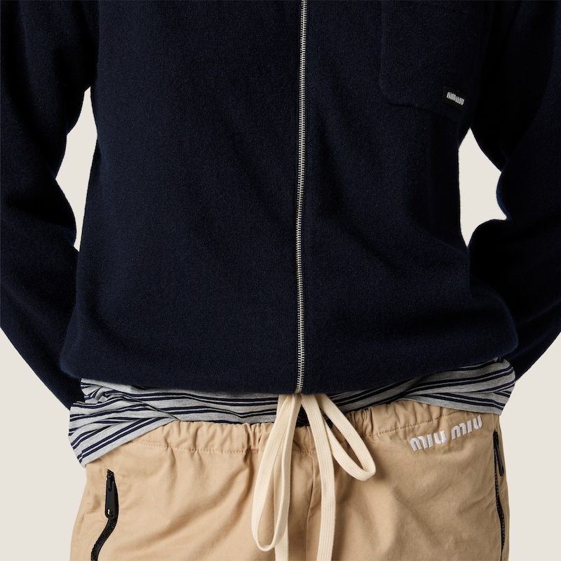 Cashmere zipper sweater